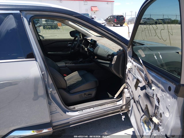 JN8BT3DD8PW314151 Nissan Rogue Platinum Intelligent Awd