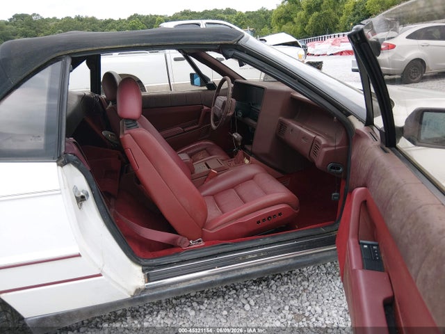 45321154 :رقم المزاد ، 1G6VS338XNU125397 vin ، 1992 Cadillac Allante مزاد بيع
