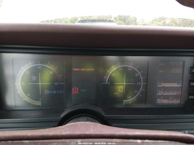 45321154 :رقم المزاد ، 1G6VS338XNU125397 vin ، 1992 Cadillac Allante مزاد بيع