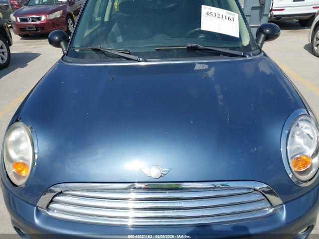 Продажа на аукционе авто 2011 Mini Cooper, vin: WMWSU3C59BT091905, номер лота: 45321163