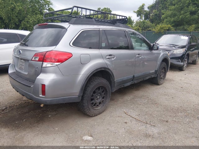 45321189 :رقم المزاد ، 4S4BRDKCXA2384884 vin ، 2010 Subaru Outback 3.6r Limited مزاد بيع