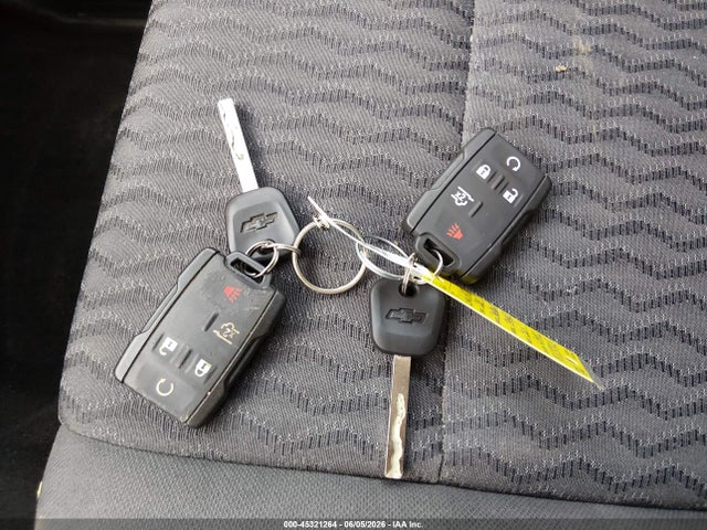 1GNSKAEC7JR338768 Chevrolet Tahoe Ls