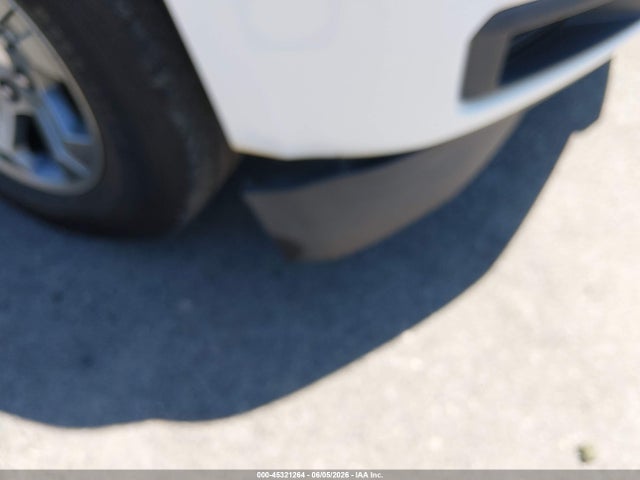 1GNSKAEC7JR338768 Chevrolet Tahoe Ls
