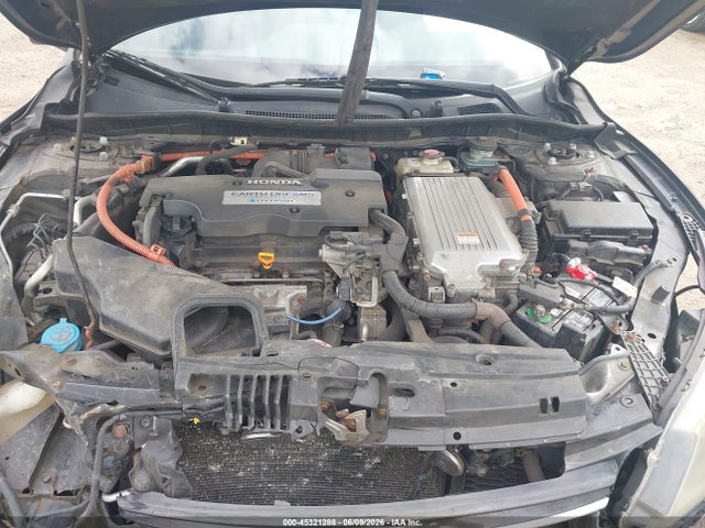2015 Honda Accord Hybrid Ex-l მანქანა იყიდება აუქციონზე, vin: 1HGCR6F5XFA008569, აუქციონის ნომერი: 45321288