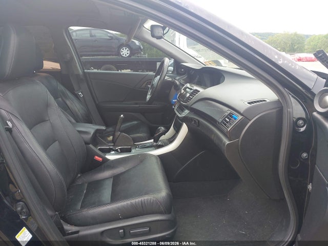 2015 Honda Accord Hybrid Ex-l მანქანა იყიდება აუქციონზე, vin: 1HGCR6F5XFA008569, აუქციონის ნომერი: 45321288