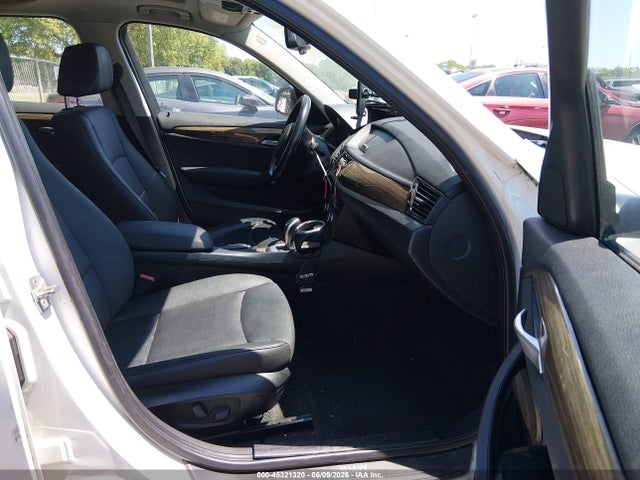 Продажа на аукционе авто 2014 Bmw X1 Xdrive28i, vin: WBAVL1C55EVY14579, номер лота: 45321320