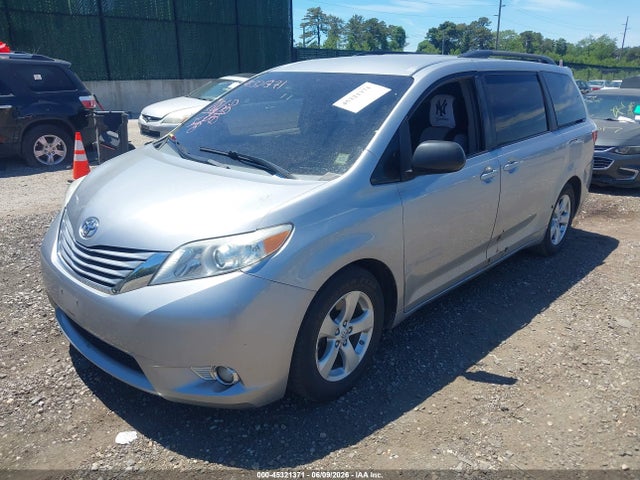 Aukcja sprzedaży 2016 Toyota Sienna Le 8 Passenger, vin: 5TDKK3DC1GS719743, numer aukcji: 45321371