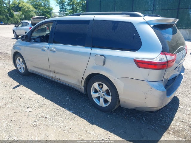 Aukcja sprzedaży 2016 Toyota Sienna Le 8 Passenger, vin: 5TDKK3DC1GS719743, numer aukcji: 45321371
