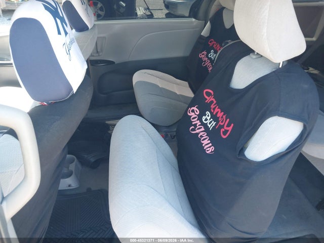 Aukcja sprzedaży 2016 Toyota Sienna Le 8 Passenger, vin: 5TDKK3DC1GS719743, numer aukcji: 45321371