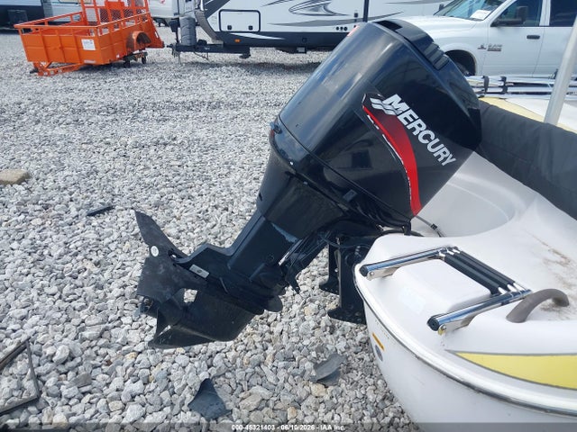 Aukcja sprzedaży 2005 Tahoe Tracker Marine, vin: BUJA21TUJ405, numer aukcji: 45321403
