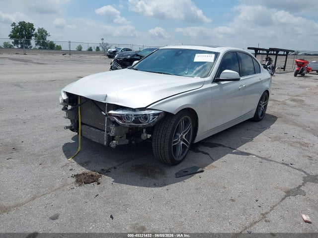 45321432 :رقم المزاد ، WBA8E3G5XGNU00469 vin ، 2016 Bmw 328i Xdrive مزاد بيع