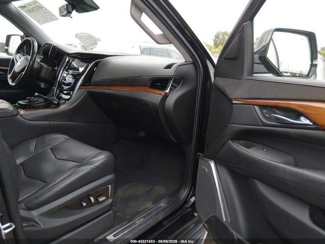Продажа на аукционе авто 2017 Cadillac Escalade Esv Luxury, vin: 1GYS4HKJ3HR247791, номер лота: 45321453