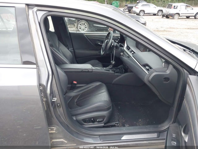 45321461 :رقم المزاد ، 58AGZ1B17MU087723 vin ، 2021 Lexus Es 350 F Sport مزاد بيع