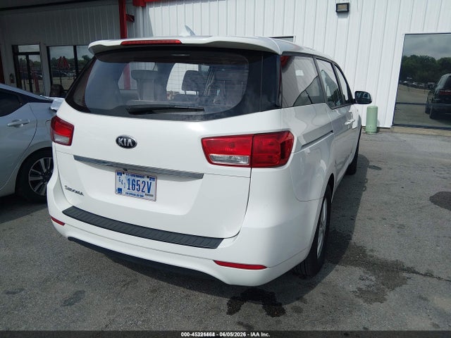 KIA Sedona L 2018 KNDMA5C11J6397670 Image 4
