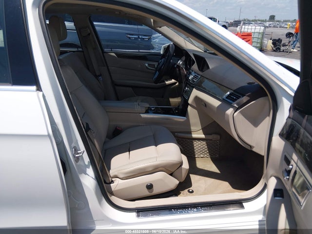 45321505 :رقم المزاد ، WDDHF8JBXGB277047 vin ، 2016 Mercedes-benz E 350 4matic مزاد بيع