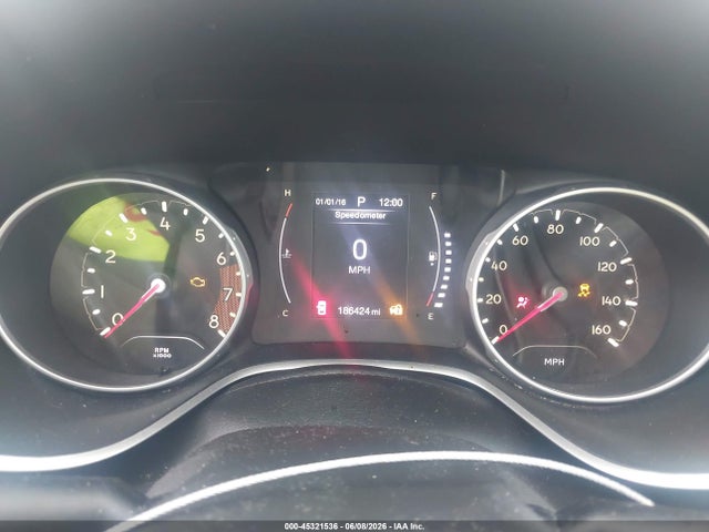 45321536 :رقم المزاد ، 3C4NJCBB2JT263193 vin ، 2018 Jeep Compass Latitude Fwd مزاد بيع