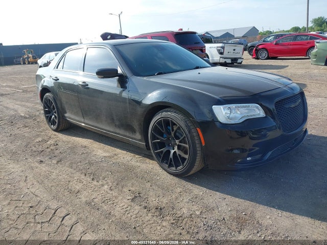 2018 Chrysler 300 300c მანქანა იყიდება აუქციონზე, vin: 2C3CCAPTXJH293482, აუქციონის ნომერი: 45321545