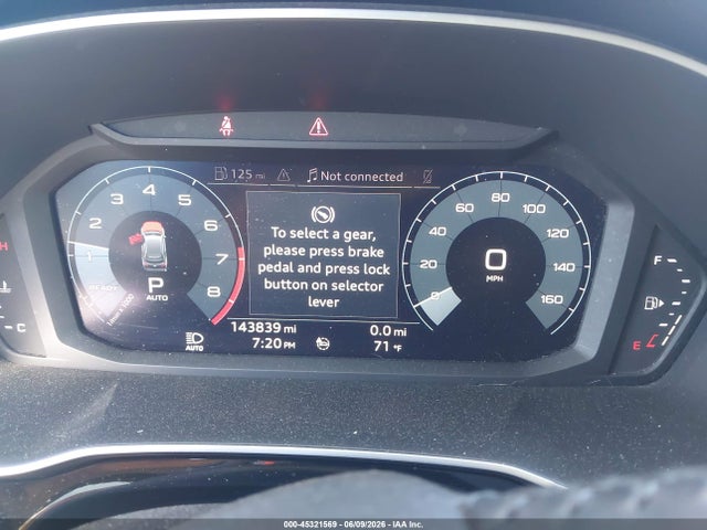 2020 Audi Q3 Premium 45 Tfsi S Line Quattro Tiptronic მანქანა იყიდება აუქციონზე, vin: WA1DECF36L1060430, აუქციონის ნომერი: 45321569