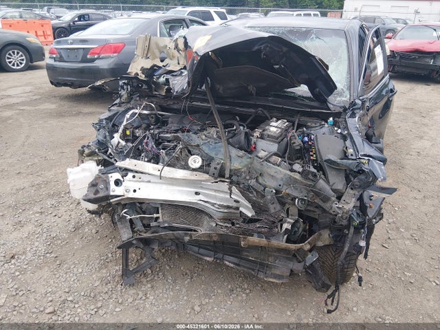 4T1B11HK3JU602057 Toyota CAMRY SE