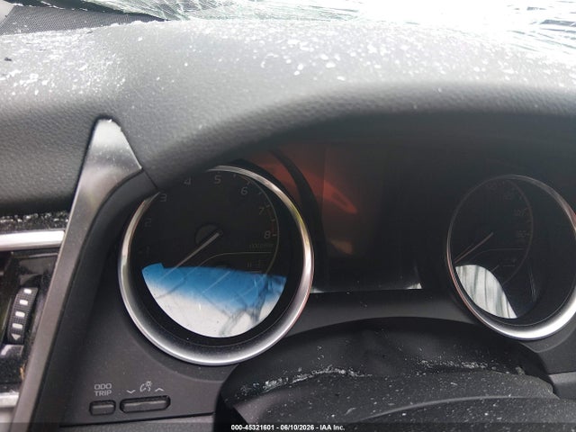 4T1B11HK3JU602057 Toyota CAMRY SE