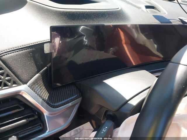 5UX33EM08T9103645 BMW X7 M60i