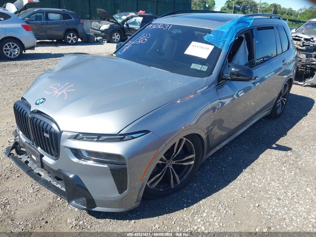 5UX33EM08T9103645 BMW X7 M60i