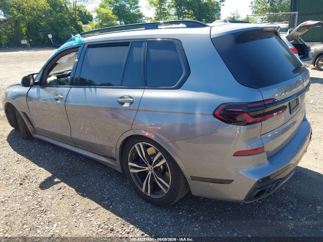 5UX33EM08T9103645 BMW X7 M60i