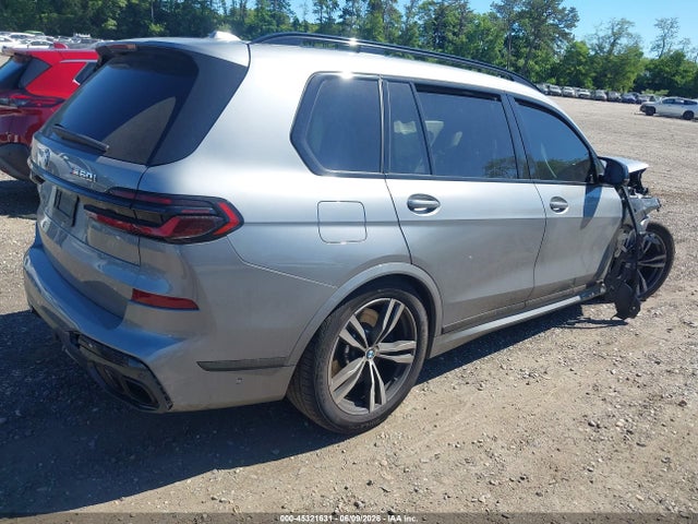 5UX33EM08T9103645 BMW X7 M60i