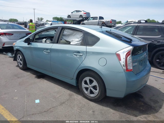 Toyota Prius 2014 JTDKN3DU6E1767524 Image 3
