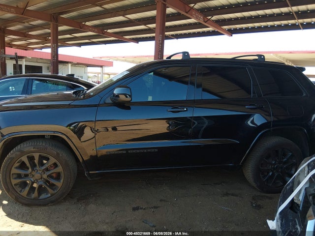 1C4RJEAG2HC827022 Jeep Grand Cherokee Altitude 4x2