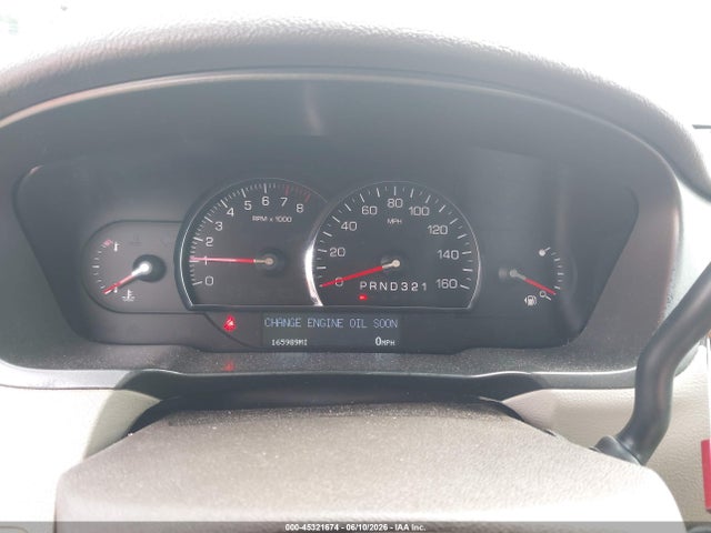 2010 Cadillac Dts მანქანა იყიდება აუქციონზე, vin: 1G6KH5EY7AU106746, აუქციონის ნომერი: 45321674