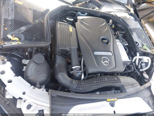 45321698 :رقم المزاد ، 55SWF4KB3GU099213 vin ، 2016 Mercedes-benz C 300 4matic/luxury 4matic/sport 4matic مزاد بيع