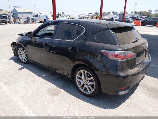 Lexus CT 200H 2016 JTHKD5BH7G2254895 Image 3