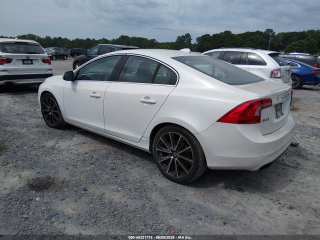 2016 Volvo S60 T5 Drive-e Premier მანქანა იყიდება აუქციონზე, vin: YV126MFK6G2412875, აუქციონის ნომერი: 45321774