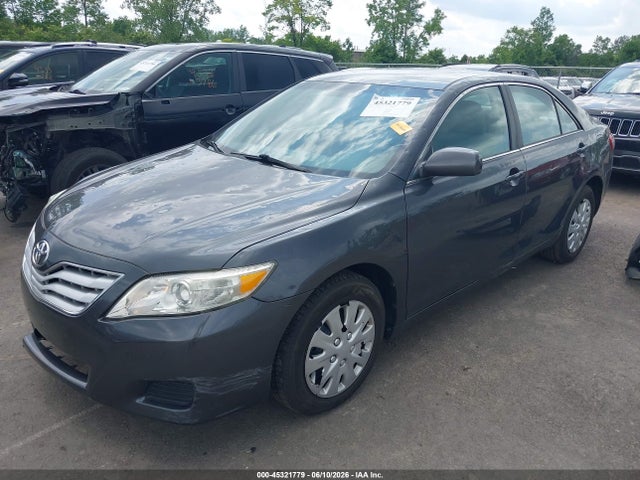 2011 Toyota Camry Le/se/xle მანქანა იყიდება აუქციონზე, vin: 4T1BF3EK7BU212498, აუქციონის ნომერი: 45321779