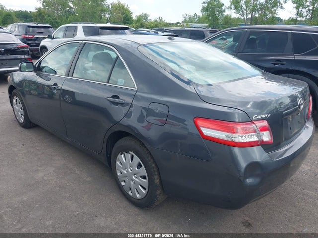 2011 Toyota Camry Le/se/xle მანქანა იყიდება აუქციონზე, vin: 4T1BF3EK7BU212498, აუქციონის ნომერი: 45321779