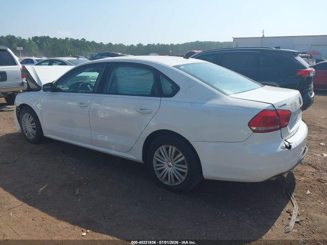 Продажа на аукционе авто 2014 Volkswagen Passat 2.5l S, vin: 1VWAP7A34EC021017, номер лота: 45321836