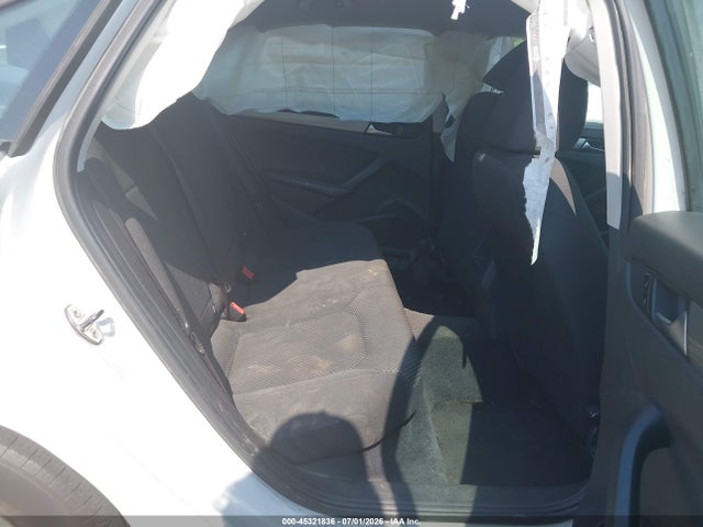 Продажа на аукционе авто 2014 Volkswagen Passat 2.5l S, vin: 1VWAP7A34EC021017, номер лота: 45321836
