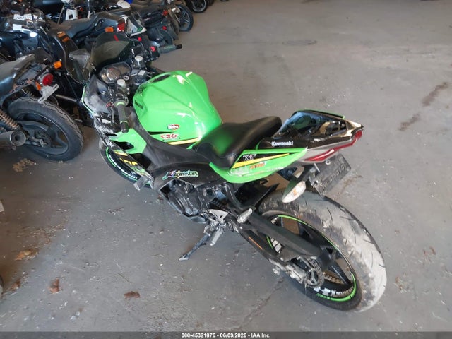 Kawasaki EX400 2022 JKAEXKH16NDAH0153 Image 3