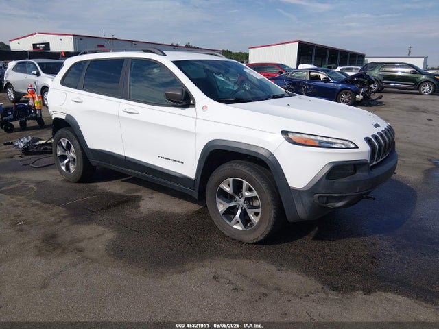 2014 Jeep Cherokee Trailhawk მანქანა იყიდება აუქციონზე, vin: 1C4PJMBS6EW130127, აუქციონის ნომერი: 45321911