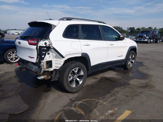 2014 Jeep Cherokee Trailhawk მანქანა იყიდება აუქციონზე, vin: 1C4PJMBS6EW130127, აუქციონის ნომერი: 45321911