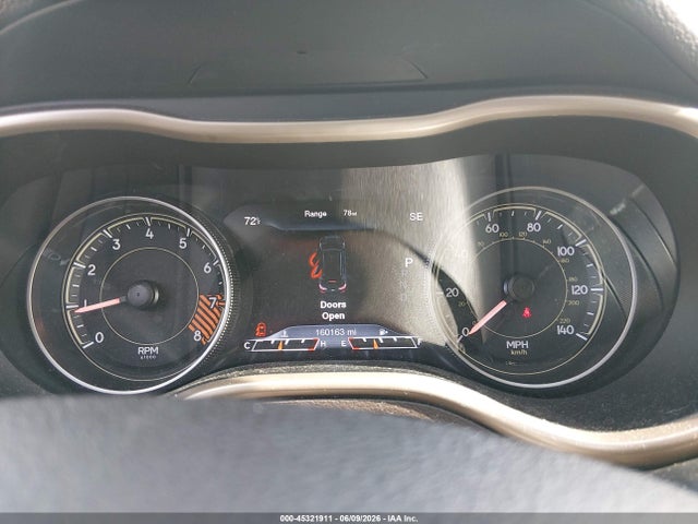 2014 Jeep Cherokee Trailhawk მანქანა იყიდება აუქციონზე, vin: 1C4PJMBS6EW130127, აუქციონის ნომერი: 45321911