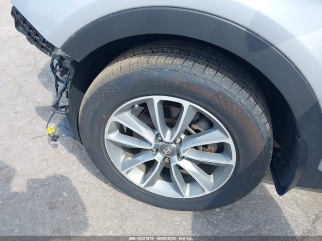 45321915 :رقم المزاد ، KM8SMDHF0HU251159 vin ، 2017 Hyundai Santa Fe Se مزاد بيع