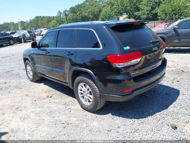 1C4RJFAG5KC807506 Jeep Grand Cherokee Laredo E 4x4