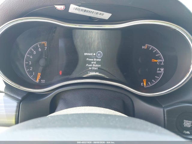 1C4RJFAG5KC807506 Jeep Grand Cherokee Laredo E 4x4