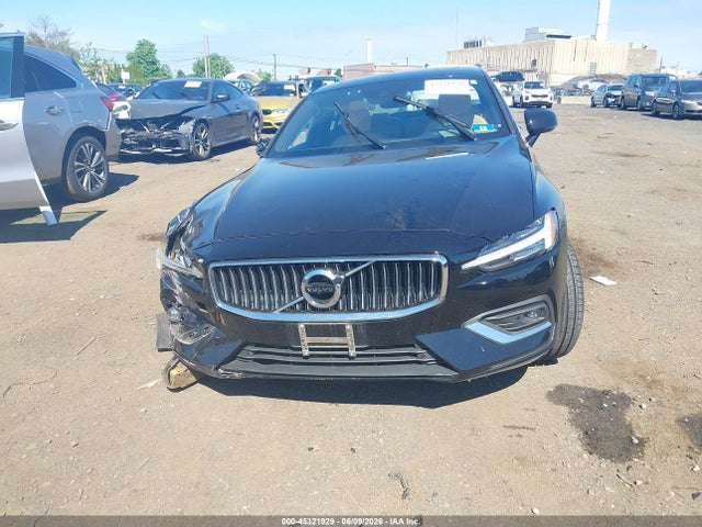 2020 Volvo S60 T6 Inscription მანქანა იყიდება აუქციონზე, vin: 7JRA22TL6LG063990, აუქციონის ნომერი: 45321929
