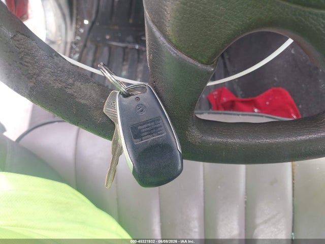 45321932 :رقم المزاد ، 1N6SD16S3RC336469 vin ، 1994 Nissan Truck King Cab Xe مزاد بيع