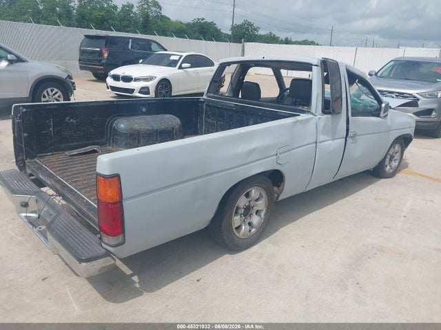 45321932 :رقم المزاد ، 1N6SD16S3RC336469 vin ، 1994 Nissan Truck King Cab Xe مزاد بيع
