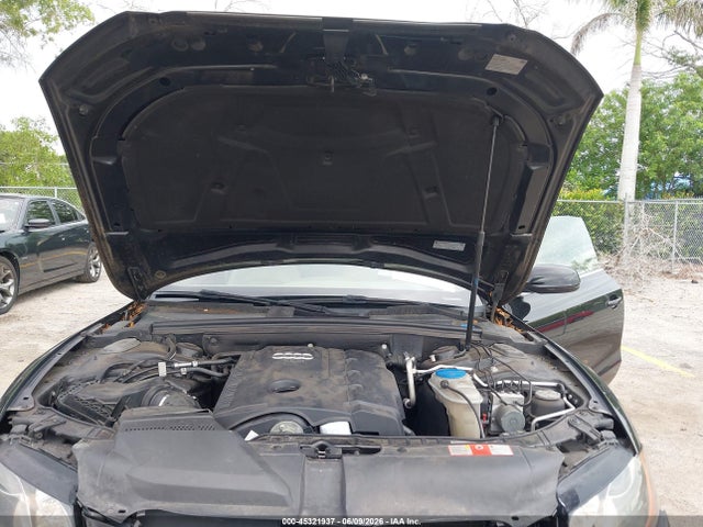2010 Audi A5 2.0t Premium მანქანა იყიდება აუქციონზე, vin: WAUAFAFH9AN017712, აუქციონის ნომერი: 45321937