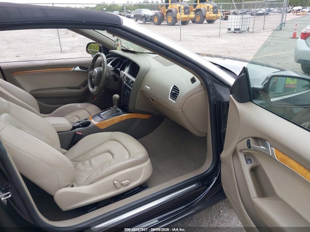 2010 Audi A5 2.0t Premium მანქანა იყიდება აუქციონზე, vin: WAUAFAFH9AN017712, აუქციონის ნომერი: 45321937